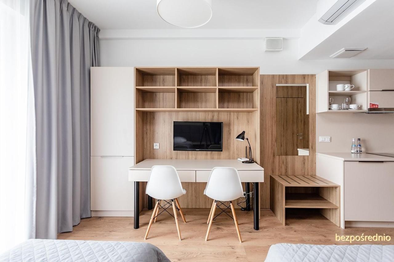 Warsaw City View: Modern Apartment with Parking Exterior photo
